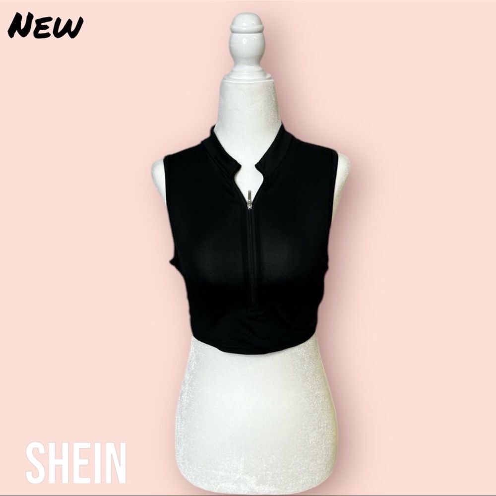 Preowned Shein SXY Crop Top Zip Up tank top - Size small
